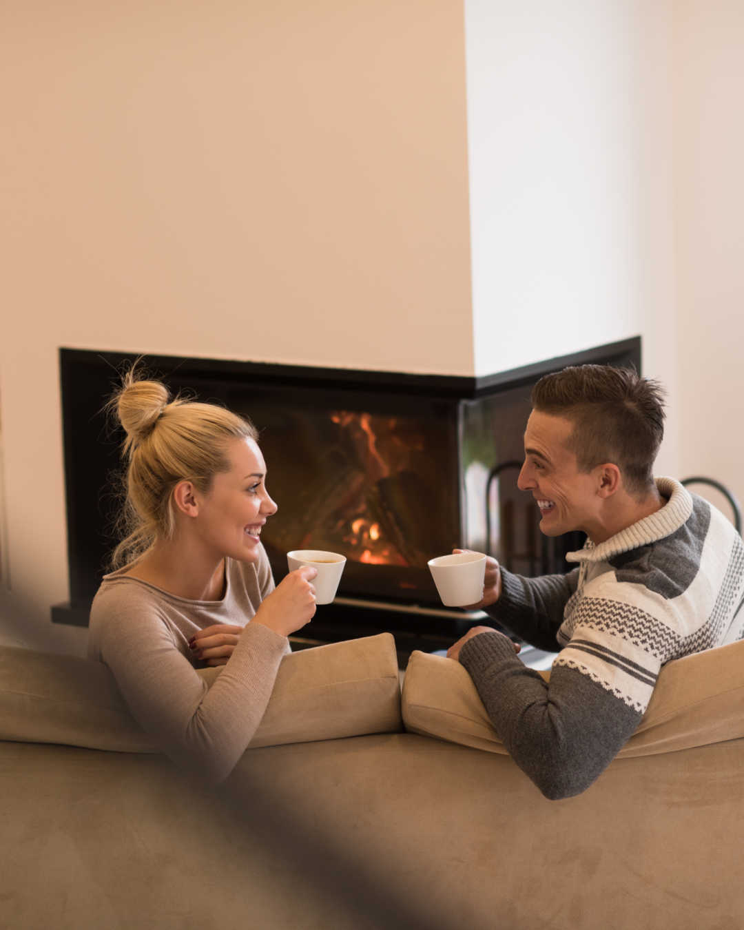 man and woman drinking coffee